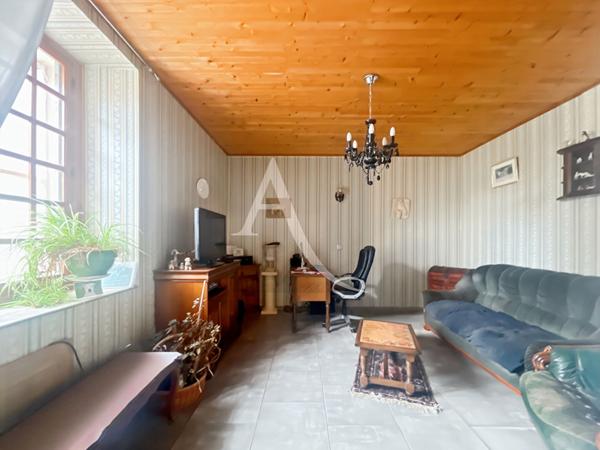 A vendre charmant corps de ferme avec une tranquillité totale