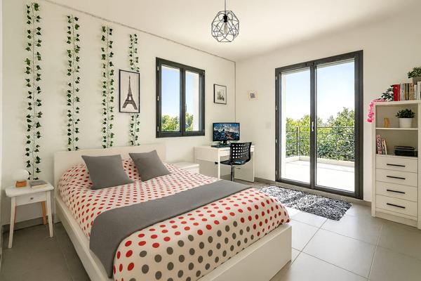 Six-Fours-les-Plages (83140) SIX FOURS LES PLAGES, QUARTIER RECHERCHE - RARE A LA VENTE MAISON CONTEMPORAINE 4 MINUTES A PIED PLAGE DE SA