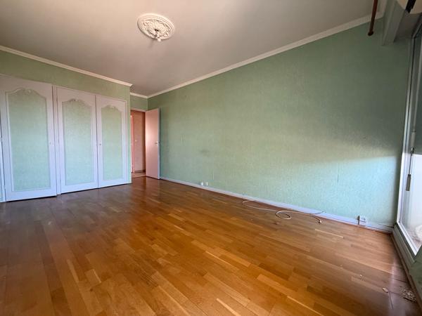 Appartement 4 pièces 90.44 m2