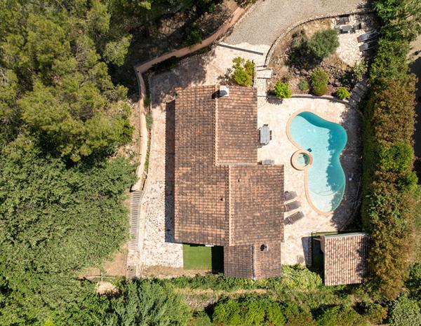 A VENDRE en exclusivité ! Maison Lorgues T5  de 98m² sur un terrain de 1437m² + piscine forme libre