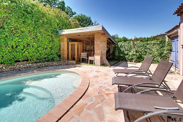 A VENDRE en exclusivité ! Maison Lorgues T5  de 98m² sur un terrain de 1437m² + piscine forme libre