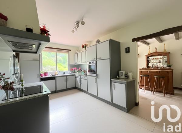 Maison à vendre 6 pièces 275 m² Château-Thierry