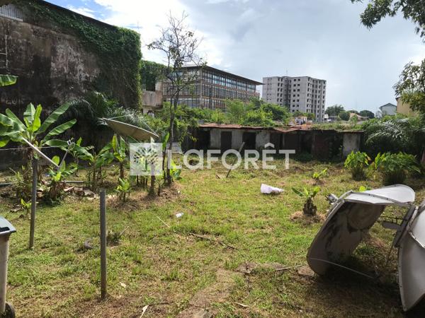 Achat immeuble près de CAYENNE - 14 pièce(s) - 548 000 €