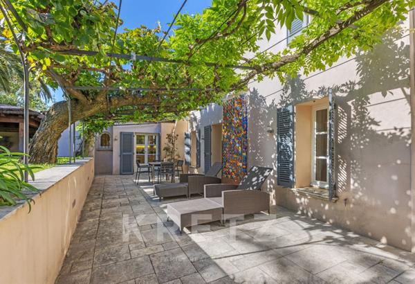 Saint-Tropez, Bastide proche place des Lices.