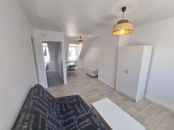 Studio 26m² rénové, hyper centre Pontivy