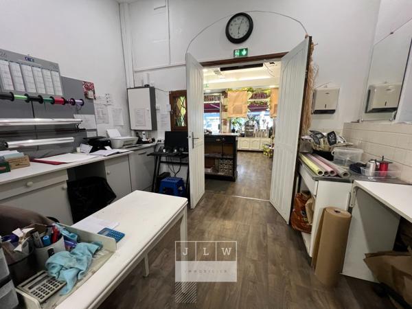 AQBC-MR171 - Local Commercial Loos