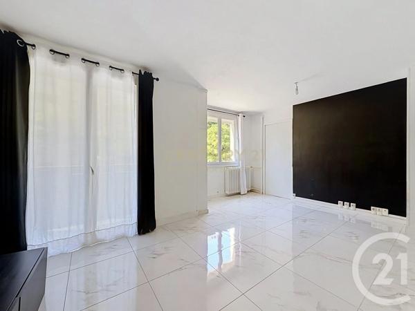 Appartement T3 à vendre  3 pièces - 65,48 m 2   LA VERPILLIERE  - 38