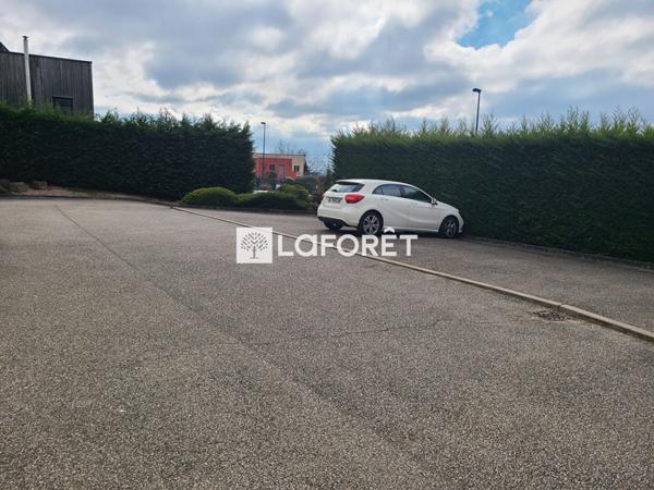 Location bureau près de VAUGNERAY - 95 m² - 1 000 €/mois