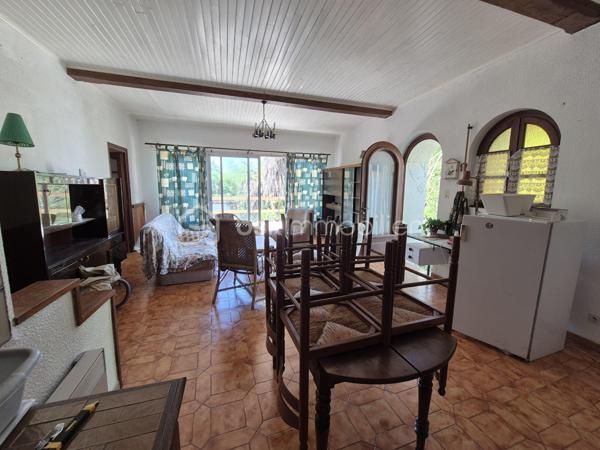 Maison en pierre de 300 m²