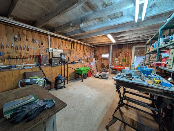 Grande maison familiale au coeur de Gourgé (79)