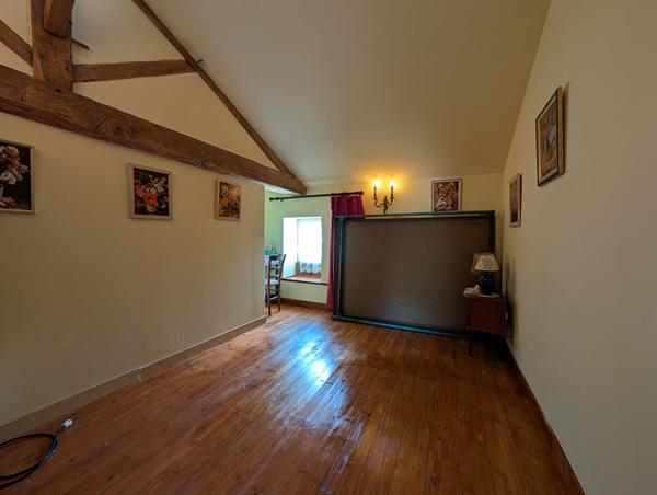 Grande maison familiale au coeur de Gourgé (79)