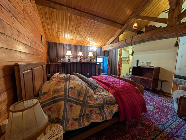 Grande maison familiale au coeur de Gourgé (79)