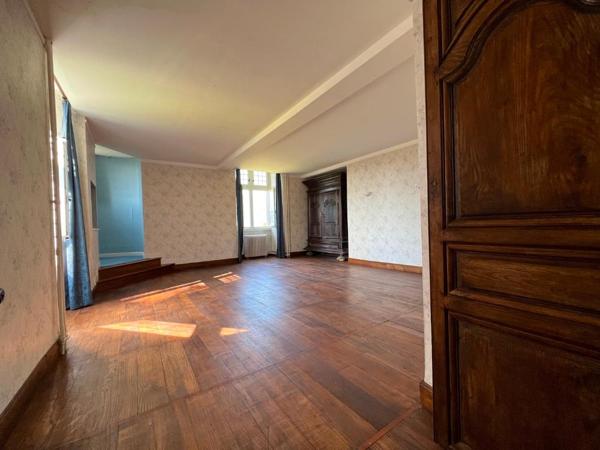 Château de 600m2