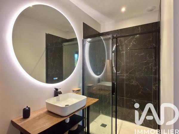 Maison à vendre 5 pièces 124 m² Les Eyzies