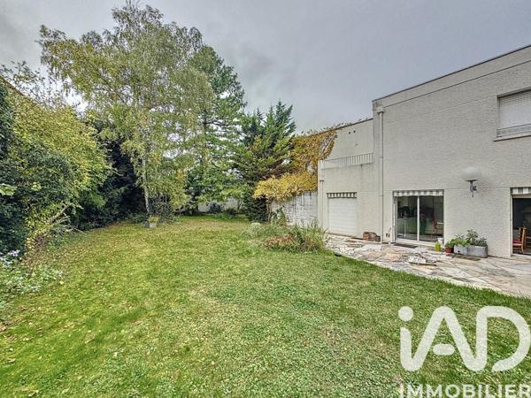 Maison à vendre 8 pièces 220 m² Tinqueux