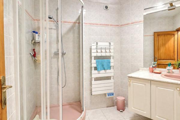 La Ciotat (13600) En exclusivité ! - Villa 155 m² sans vis-à-vis, double accès indépendant, à 20 min des plages - La Ciotat