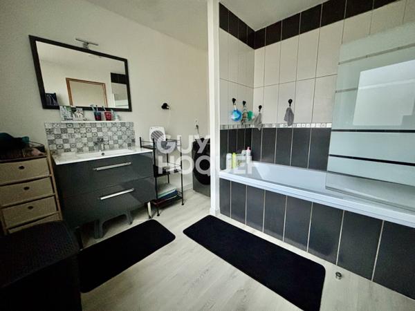 MAISON À VENDRE DE 3 PIÈCES DE 103,00 M²