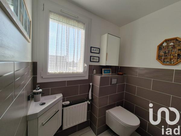 Maison à vendre 5 pièces 108 m² Saint-Étienne-de-Montluc