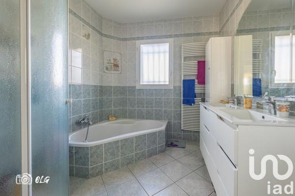 Maison à vendre 5 pièces 155 m² Bellegarde