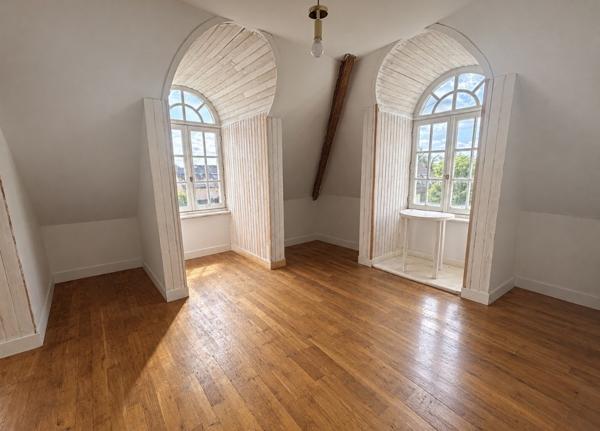 Maison à ROISSY EN BRIE (77680)