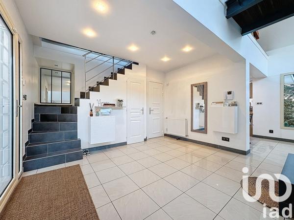 House for sale 7 rooms 220 m² Morangis