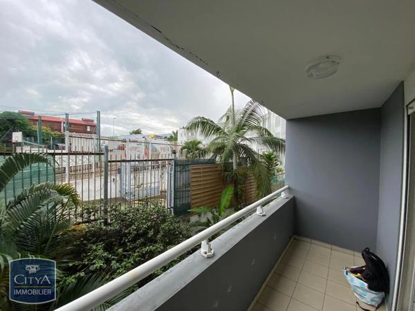 Appartement à vendre 1 pièce 27m² Sainte-Marie (97438)