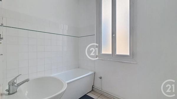 Appartement T2 à vendre  2 pièces - 37,25 m 2   TARASCON  - 13