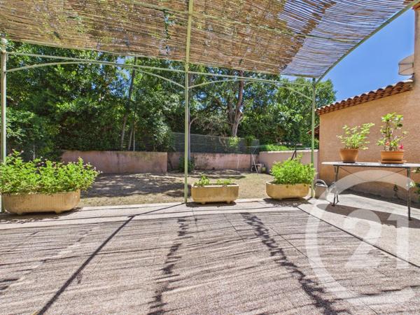 Maison à vendre  5 pièces - 96,85 m 2   LA VALETTE DU VAR  - 83