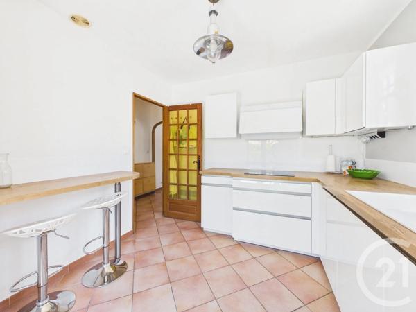Maison à vendre  5 pièces - 96,85 m 2   LA VALETTE DU VAR  - 83