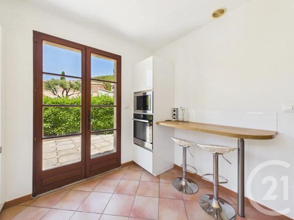 Maison à vendre  5 pièces - 96,85 m 2   LA VALETTE DU VAR  - 83