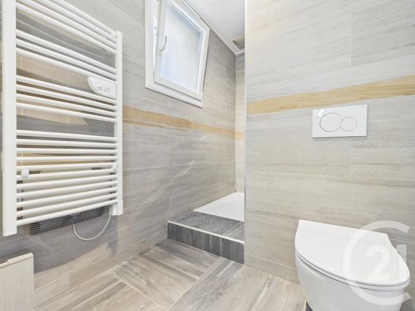 Maison à vendre  5 pièces - 96,85 m 2   LA VALETTE DU VAR  - 83