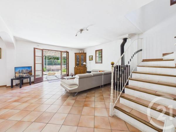 Maison à vendre  5 pièces - 96,85 m 2   LA VALETTE DU VAR  - 83