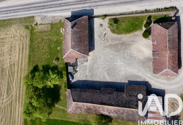 Maison à vendre 4 pièces 230 m² Ortillon
