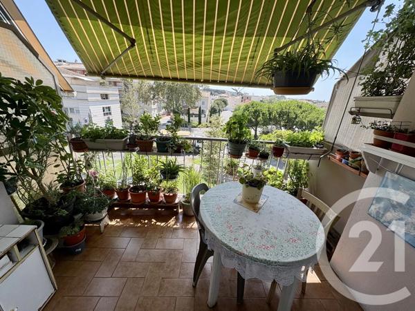 Appartement T3 à vendre  3 pièces - 62,73 m 2   SIX FOURS LES PLAGES  - 83