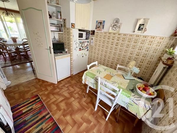 Appartement T3 à vendre  3 pièces - 62,73 m 2   SIX FOURS LES PLAGES  - 83