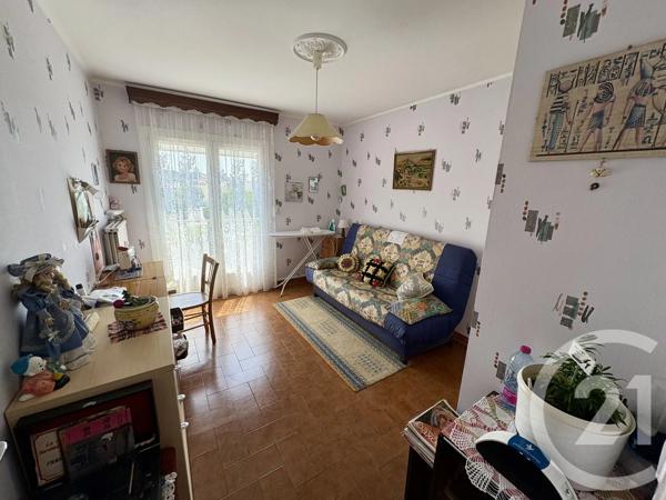 Appartement T3 à vendre  3 pièces - 62,73 m 2   SIX FOURS LES PLAGES  - 83