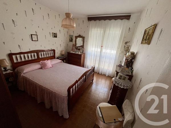 Appartement T3 à vendre  3 pièces - 62,73 m 2   SIX FOURS LES PLAGES  - 83