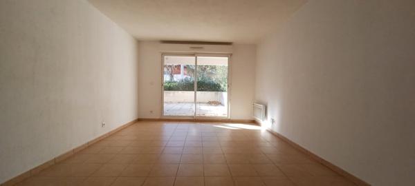 Appartement + 2 parkings