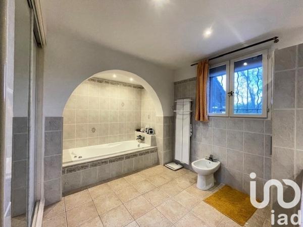 Maison à vendre 7 pièces 180 m² Éguilles