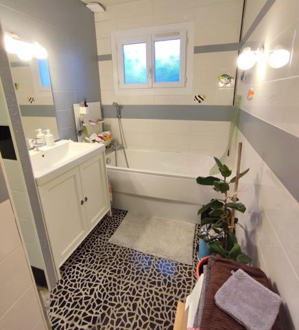 Maison familiale avec piscine à Blanquefort