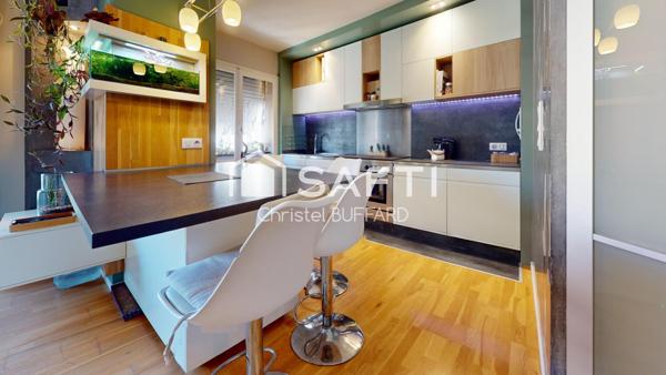 FF4 rénové avec goût – Conception / Camas