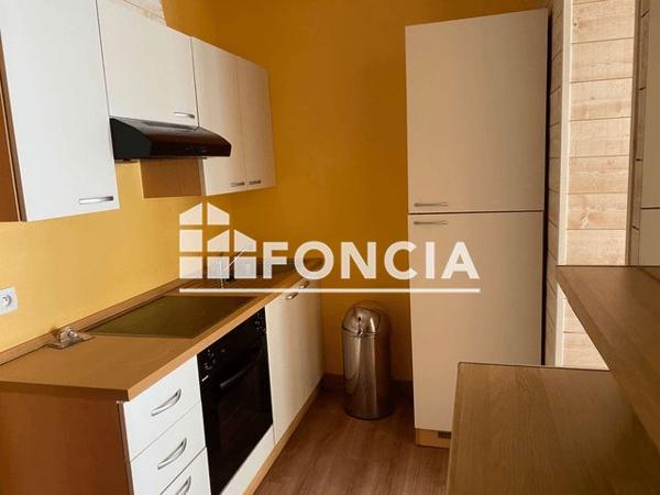 Location Studio 25.1 m² - 14 AVENUE RUBILLARD Le Mans 72000