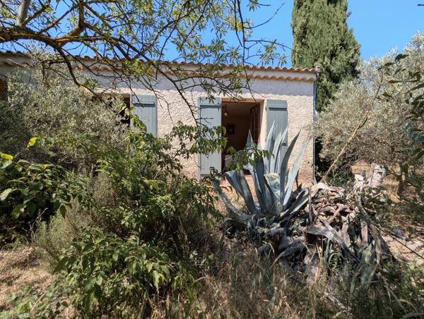 Villa plain pied 4 chambres sur terrain 3200m²