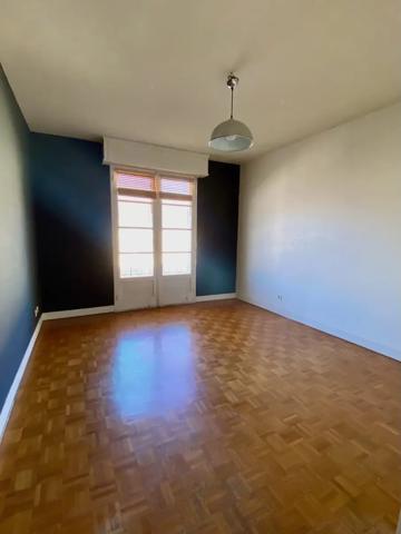 Parc Bordelais appartement avec balcon et loggia