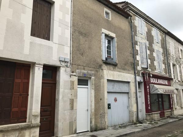 Maison à vendre |  Montbron |  4 pièces | 120 m²
