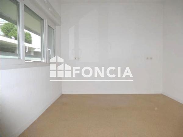 Location Studio 24 m² - 12 TER AVENUE MARIE REYNOUARD Grenoble 38000