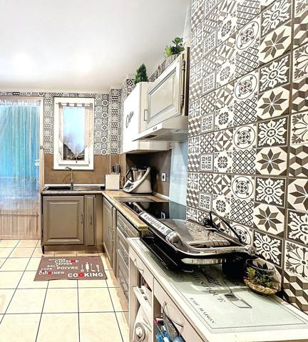 Appartement T4/T5, vue mer, balcons et cave