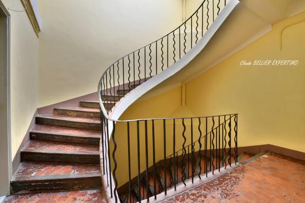 Toulon (83000) IMMEUBLE DE RAPPORT TOULON