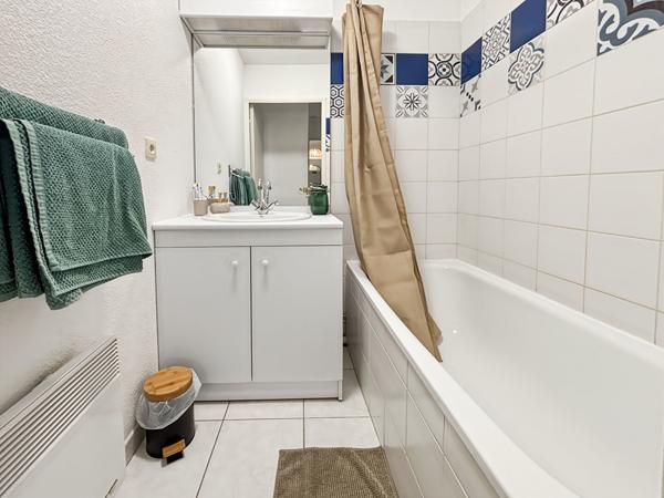 En exclusivité Appartement T2 bis  avec balcon et parking