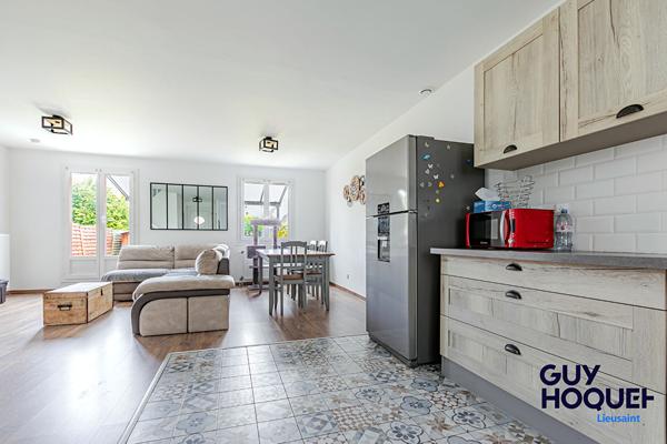 Maison à vendre à Lieusaint - 5 pièces, 3 chambres + bureau - En très bon état.